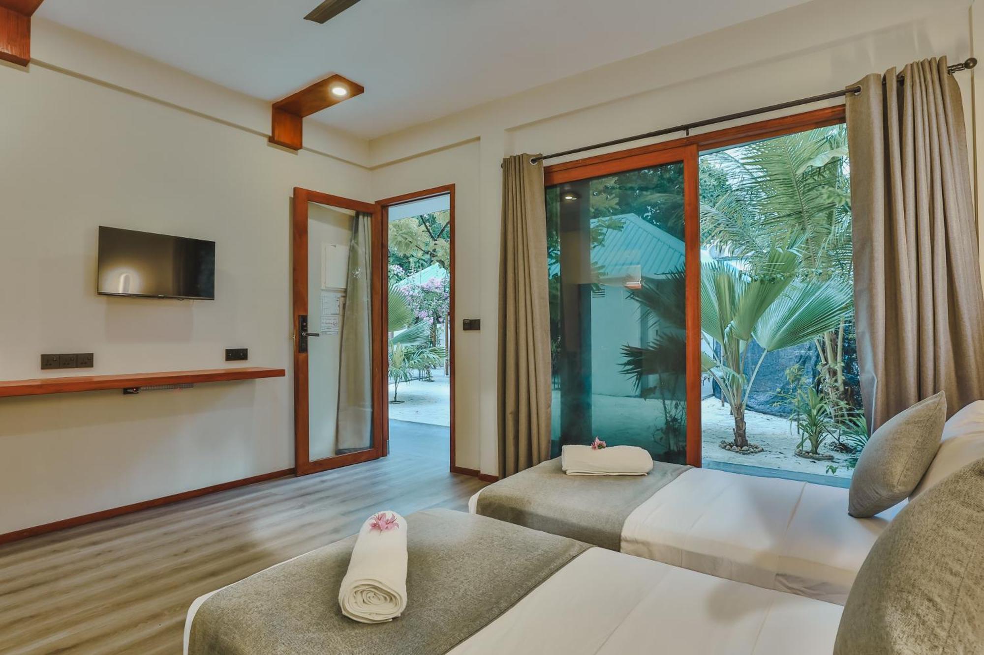 Sunny Breeze View Hotell Hangnaameedhoo Eksteriør bilde