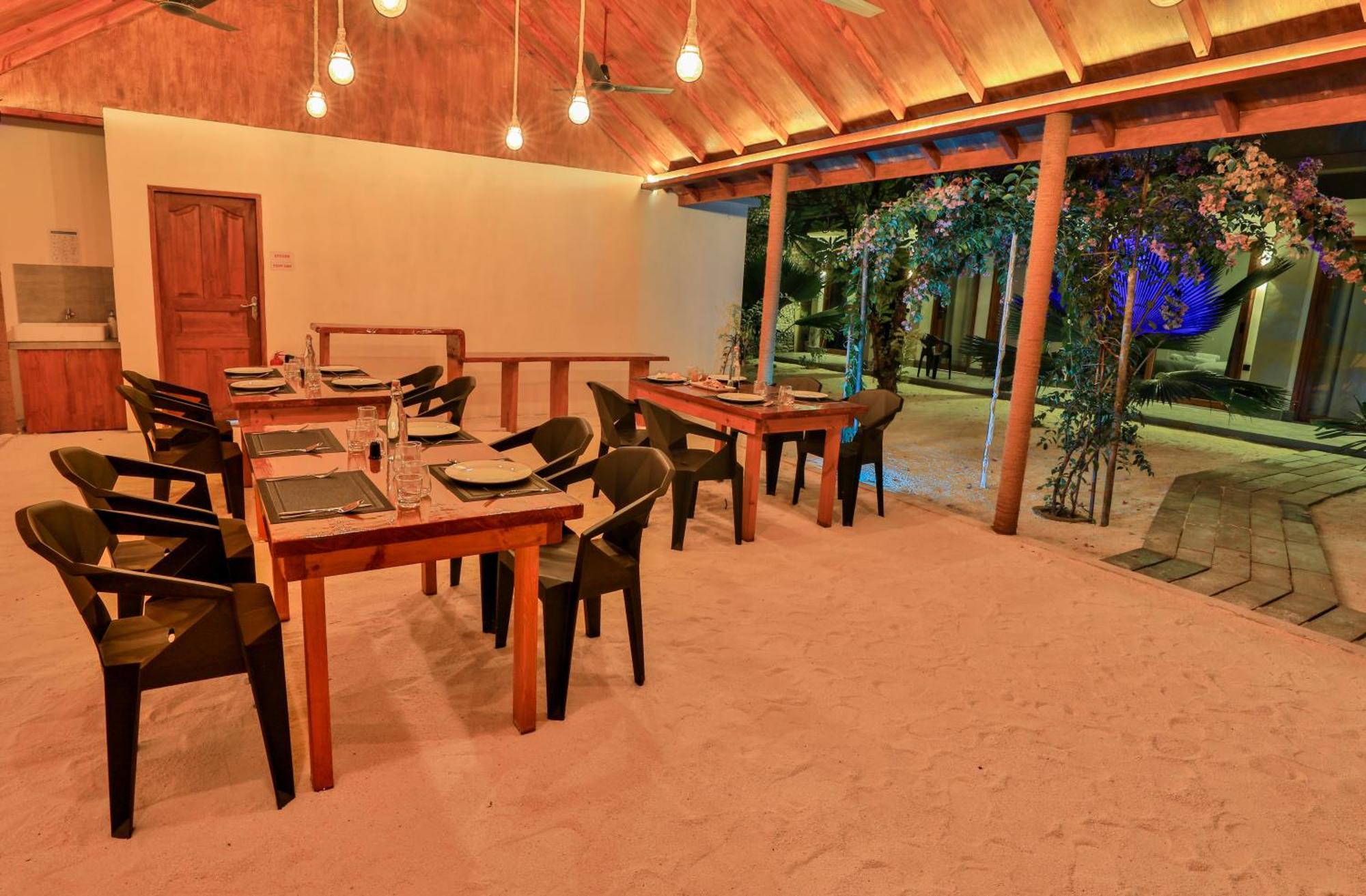Sunny Breeze View Hotell Hangnaameedhoo Eksteriør bilde